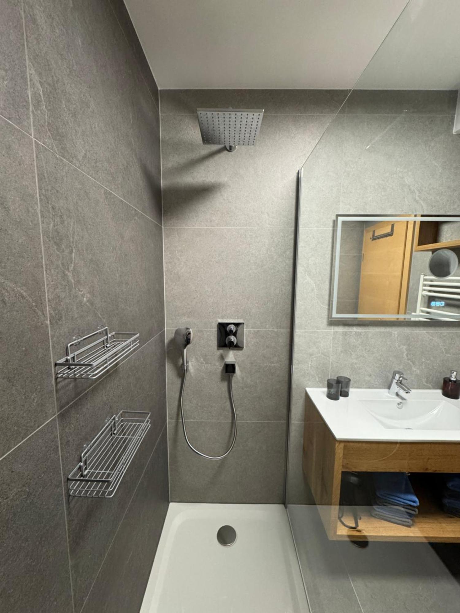 Ferienwohnung Walder 메이른호픈 외부 사진
